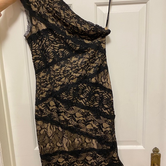 Bebe Addiction One Shoulder Lace Dress - Picture 3 of 5